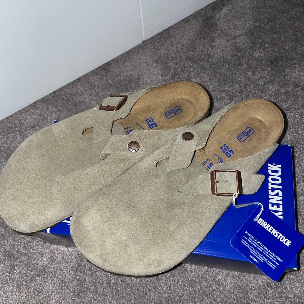 NWT BIRKENSTOCK BOSTON CLOG TAUPE SIZE 40